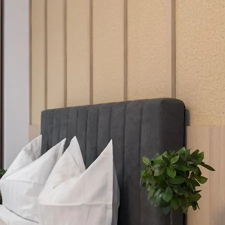Apartment P15 *